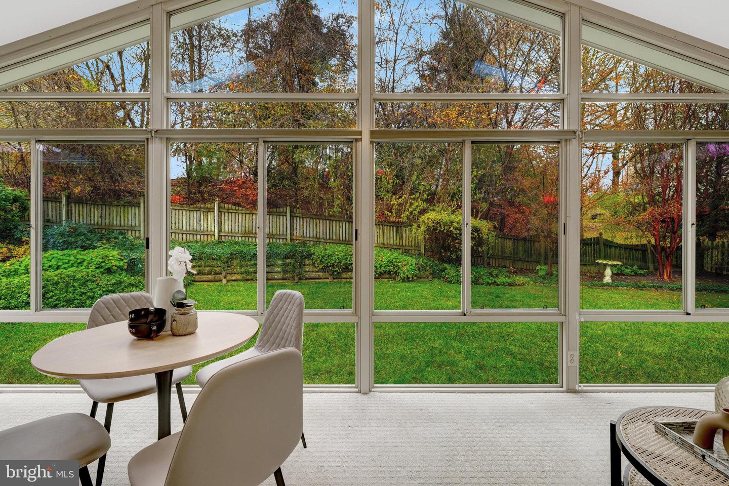 9527 CENTER ST, VIENNA, Virginia 22181, 4 Bedrooms Bedrooms, ,2 BathroomsBathrooms,Residential,For sale,9527 CENTER ST,VAFX2279092 MLS # VAFX2279092