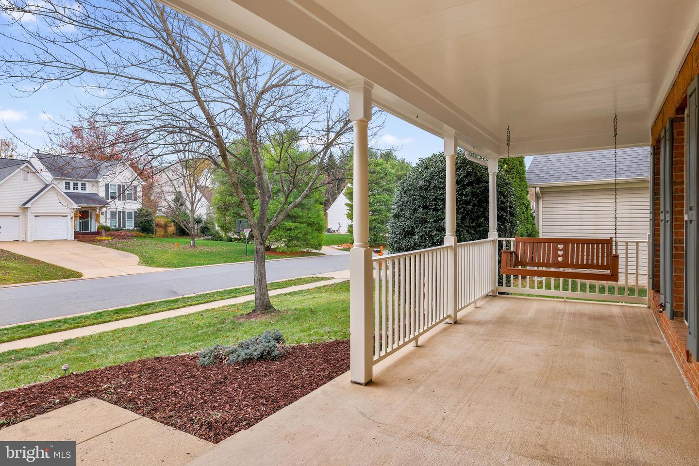 43160 BINKLEY CIR, LEESBURG, Virginia 20176, 4 Bedrooms Bedrooms, ,2 BathroomsBathrooms,Residential,For sale,43160 BINKLEY CIR,VALO2111168 MLS # VALO2111168