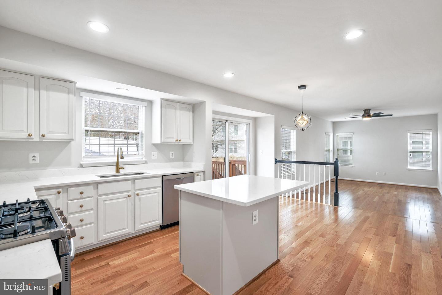 43160 BINKLEY CIR, LEESBURG, Virginia 20176, 4 Bedrooms Bedrooms, ,2 BathroomsBathrooms,Residential,For sale,43160 BINKLEY CIR,VALO2111168 MLS # VALO2111168