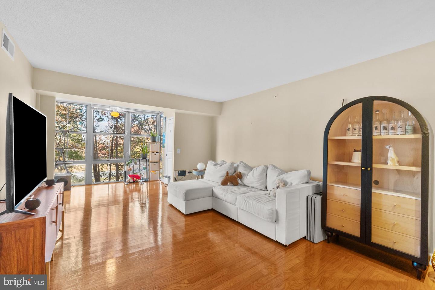 11800 SUNSET HILLS RD #409, RESTON, Virginia 20190, 1 Bedroom Bedrooms, ,1 BathroomBathrooms,Residential,For sale,11800 SUNSET HILLS RD #409,VAFX2278546 MLS # VAFX2278546 11800 SUNSET HILLS RD #409, RESTON, Virginia 20190, 1 Bedroom Bedrooms, ,1 BathroomBathrooms,Residential,For sale,11800 SUNSET HILLS RD #409,VAFX2278546 MLS # VAFX2278546