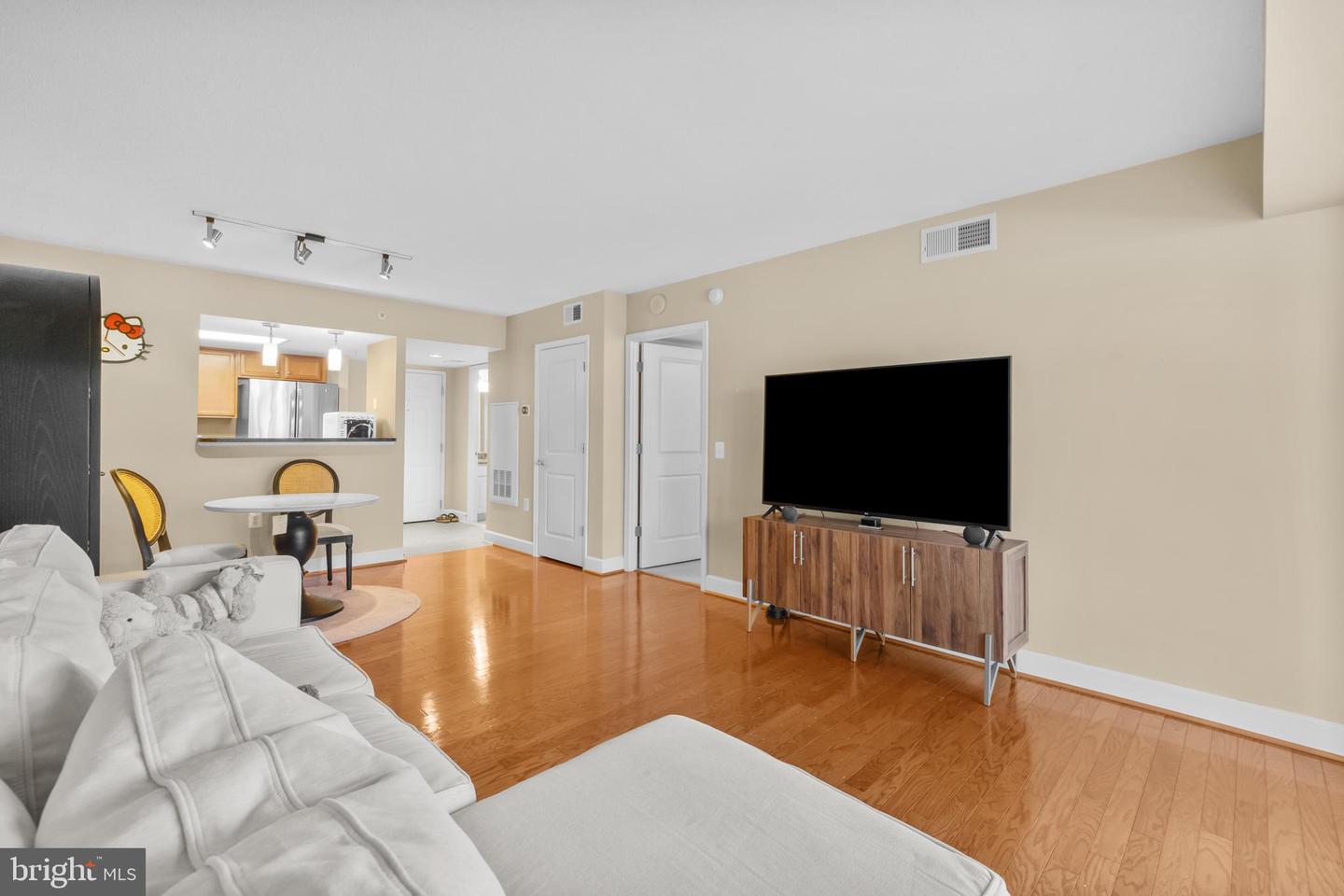 11800 SUNSET HILLS RD #409, RESTON, Virginia 20190, 1 Bedroom Bedrooms, ,1 BathroomBathrooms,Residential,For sale,11800 SUNSET HILLS RD #409,VAFX2278546 MLS # VAFX2278546 11800 SUNSET HILLS RD #409, RESTON, Virginia 20190, 1 Bedroom Bedrooms, ,1 BathroomBathrooms,Residential,For sale,11800 SUNSET HILLS RD #409,VAFX2278546 MLS # VAFX2278546