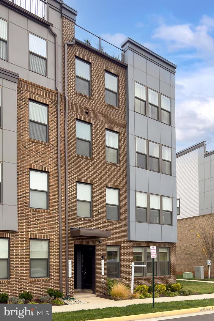 20328 NEWFOUNDLAND SQ, ASHBURN, Virginia 20147, 2 Bedrooms Bedrooms, ,3 BathroomsBathrooms,Residential,For sale,20328 NEWFOUNDLAND SQ,VALO2110950 MLS # VALO2110950 20328 NEWFOUNDLAND SQ, ASHBURN, Virginia 20147, 2 Bedrooms Bedrooms, ,3 BathroomsBathrooms,Residential,For sale,20328 NEWFOUNDLAND SQ,VALO2110950 MLS # VALO2110950