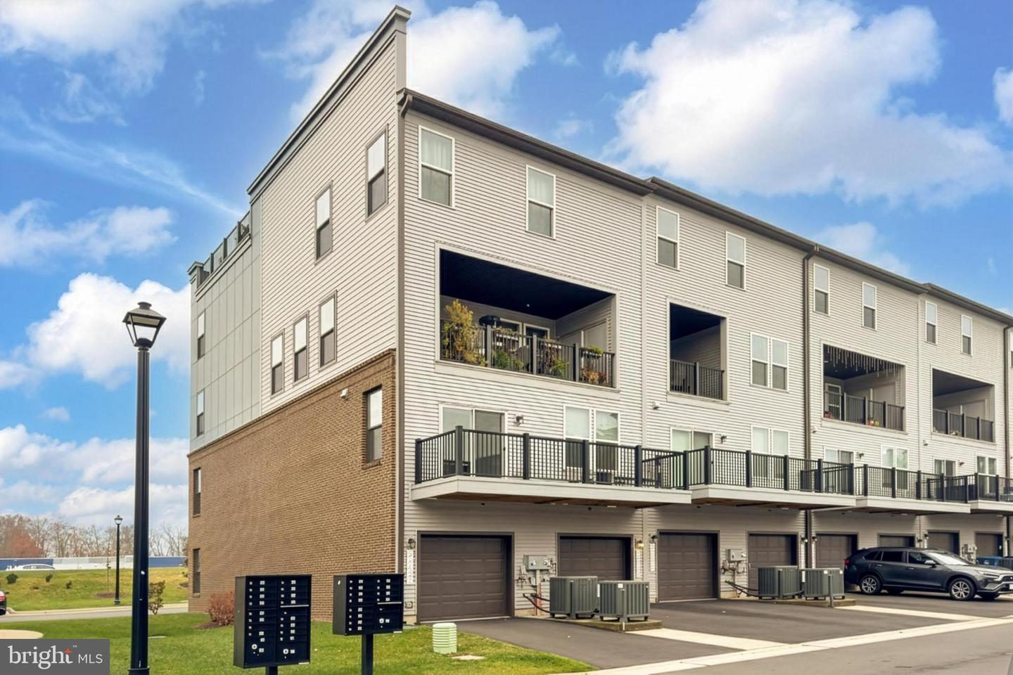 20328 NEWFOUNDLAND SQ, ASHBURN, Virginia 20147, 2 Bedrooms Bedrooms, ,3 BathroomsBathrooms,Residential,For sale,20328 NEWFOUNDLAND SQ,VALO2110950 MLS # VALO2110950 20328 NEWFOUNDLAND SQ, ASHBURN, Virginia 20147, 2 Bedrooms Bedrooms, ,3 BathroomsBathrooms,Residential,For sale,20328 NEWFOUNDLAND SQ,VALO2110950 MLS # VALO2110950