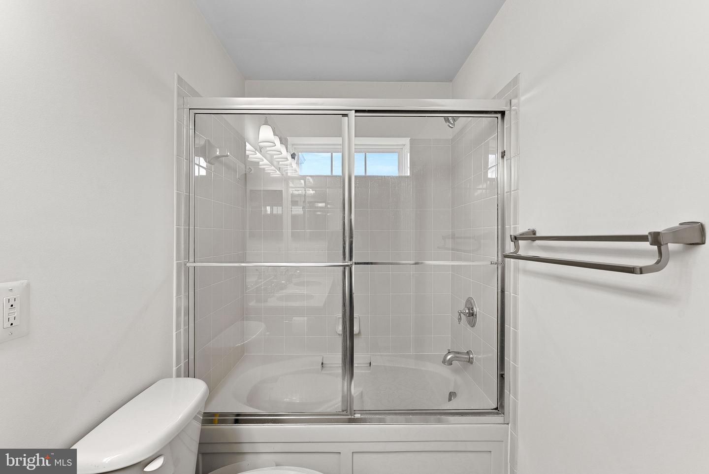 577 EDMONTON TER NE, LEESBURG, Virginia 20176, 2 Bedrooms Bedrooms, ,3 BathroomsBathrooms,Residential,For sale,577 EDMONTON TER NE,VALO2110974 MLS # VALO2110974 577 EDMONTON TER NE, LEESBURG, Virginia 20176, 2 Bedrooms Bedrooms, ,3 BathroomsBathrooms,Residential,For sale,577 EDMONTON TER NE,VALO2110974 MLS # VALO2110974