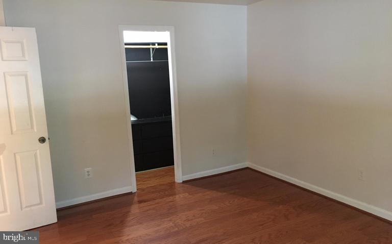 2909 CHARING CROSS RD #6, FALLS CHURCH, Virginia 22042, 1 Bedroom Bedrooms, ,1 BathroomBathrooms,Residential,For sale,2909 CHARING CROSS RD #6,VAFX2278700 MLS # VAFX2278700 2909 CHARING CROSS RD #6, FALLS CHURCH, Virginia 22042, 1 Bedroom Bedrooms, ,1 BathroomBathrooms,Residential,For sale,2909 CHARING CROSS RD #6,VAFX2278700 MLS # VAFX2278700
