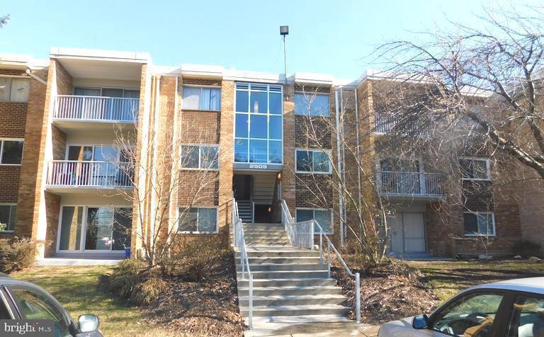 2909 CHARING CROSS RD #6, FALLS CHURCH, Virginia 22042, 1 Bedroom Bedrooms, ,1 BathroomBathrooms,Residential,For sale,2909 CHARING CROSS RD #6,VAFX2278700 MLS # VAFX2278700 2909 CHARING CROSS RD #6, FALLS CHURCH, Virginia 22042, 1 Bedroom Bedrooms, ,1 BathroomBathrooms,Residential,For sale,2909 CHARING CROSS RD #6,VAFX2278700 MLS # VAFX2278700