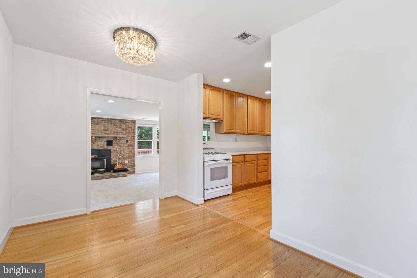 7315 FRIDEN DR, FALLS CHURCH, Virginia 22043, 3 Bedrooms Bedrooms, ,2 BathroomsBathrooms,Residential,For sale,7315 FRIDEN DR,VAFX2278746 MLS # VAFX2278746 7315 FRIDEN DR, FALLS CHURCH, Virginia 22043, 3 Bedrooms Bedrooms, ,2 BathroomsBathrooms,Residential,For sale,7315 FRIDEN DR,VAFX2278746 MLS # VAFX2278746