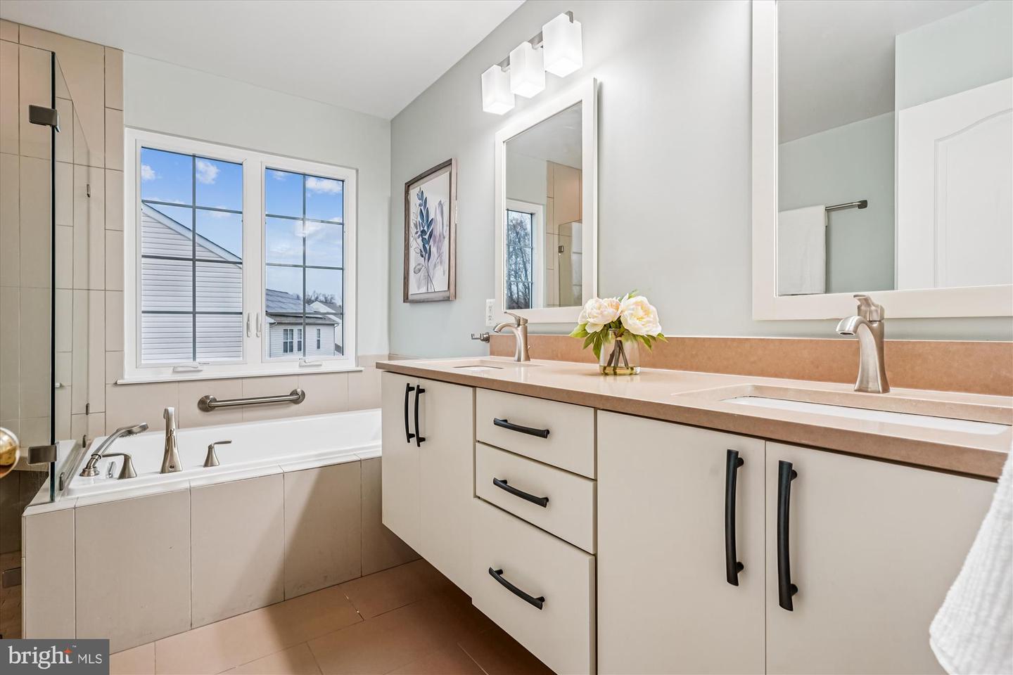 5091 HIGGINS DR, DUMFRIES, Virginia 22025, 4 Bedrooms Bedrooms, ,3 BathroomsBathrooms,Residential,For sale,5091 HIGGINS DR,VAPW2107742 MLS # VAPW2107742 5091 HIGGINS DR, DUMFRIES, Virginia 22025, 4 Bedrooms Bedrooms, ,3 BathroomsBathrooms,Residential,For sale,5091 HIGGINS DR,VAPW2107742 MLS # VAPW2107742