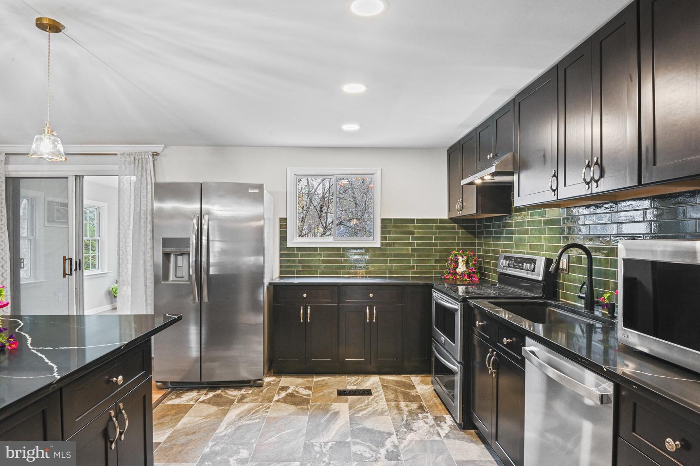 532 MERLINS LN, HERNDON, Virginia 20170, 4 Bedrooms Bedrooms, ,2 BathroomsBathrooms,Residential,For sale,532 MERLINS LN,VAFX2278518 MLS # VAFX2278518 532 MERLINS LN, HERNDON, Virginia 20170, 4 Bedrooms Bedrooms, ,2 BathroomsBathrooms,Residential,For sale,532 MERLINS LN,VAFX2278518 MLS # VAFX2278518