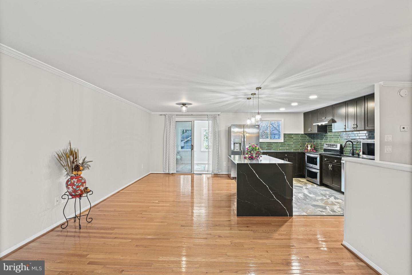 532 MERLINS LN, HERNDON, Virginia 20170, 4 Bedrooms Bedrooms, ,2 BathroomsBathrooms,Residential,For sale,532 MERLINS LN,VAFX2278518 MLS # VAFX2278518 532 MERLINS LN, HERNDON, Virginia 20170, 4 Bedrooms Bedrooms, ,2 BathroomsBathrooms,Residential,For sale,532 MERLINS LN,VAFX2278518 MLS # VAFX2278518