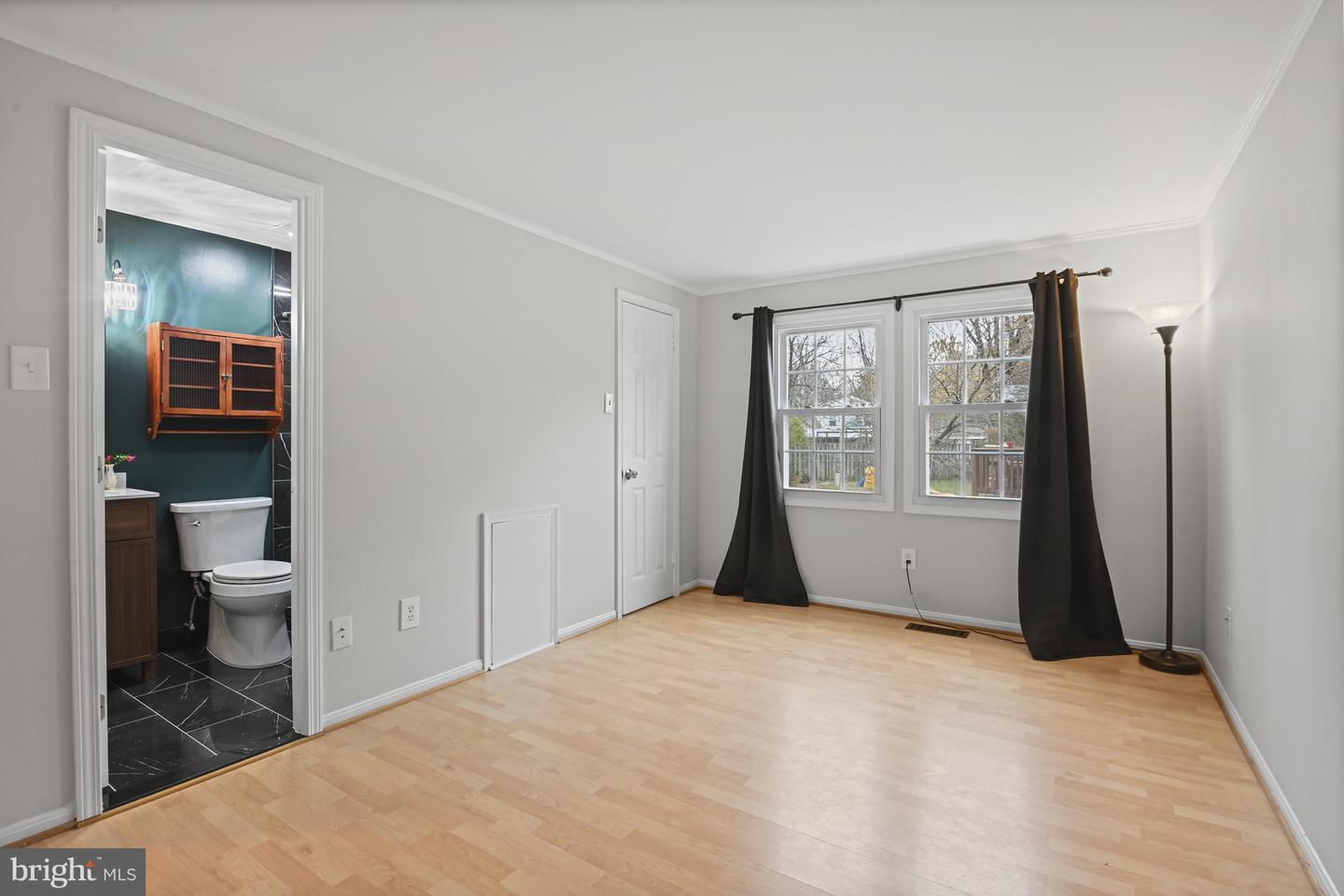 532 MERLINS LN, HERNDON, Virginia 20170, 4 Bedrooms Bedrooms, ,2 BathroomsBathrooms,Residential,For sale,532 MERLINS LN,VAFX2278518 MLS # VAFX2278518 532 MERLINS LN, HERNDON, Virginia 20170, 4 Bedrooms Bedrooms, ,2 BathroomsBathrooms,Residential,For sale,532 MERLINS LN,VAFX2278518 MLS # VAFX2278518