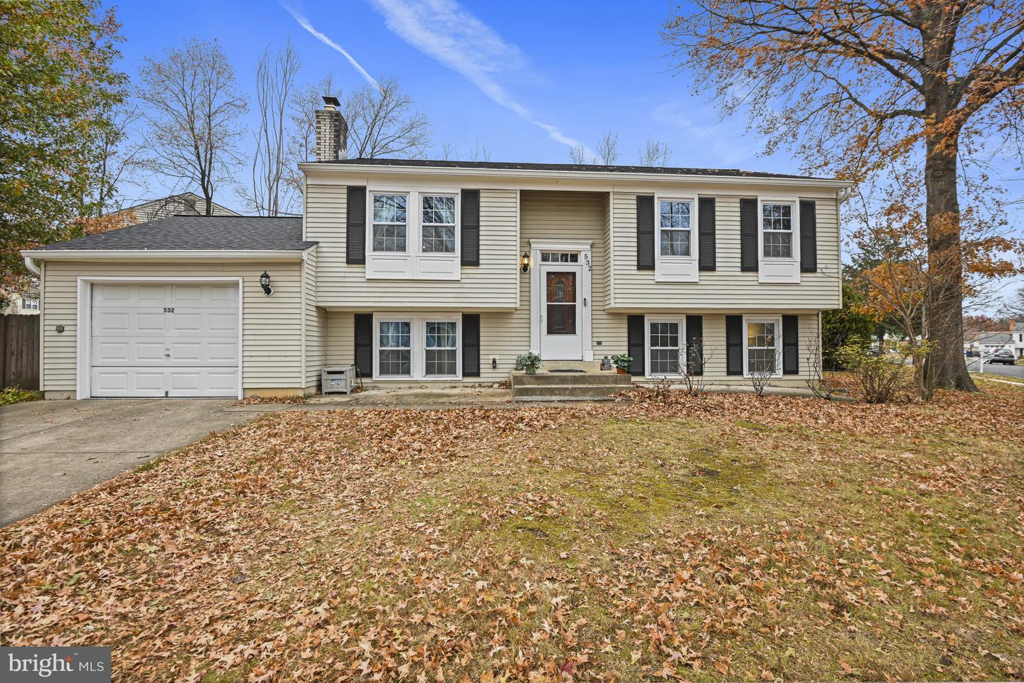 532 MERLINS LN, HERNDON, Virginia 20170, 4 Bedrooms Bedrooms, ,2 BathroomsBathrooms,Residential,For sale,532 MERLINS LN,VAFX2278518 MLS # VAFX2278518 532 MERLINS LN, HERNDON, Virginia 20170, 4 Bedrooms Bedrooms, ,2 BathroomsBathrooms,Residential,For sale,532 MERLINS LN,VAFX2278518 MLS # VAFX2278518