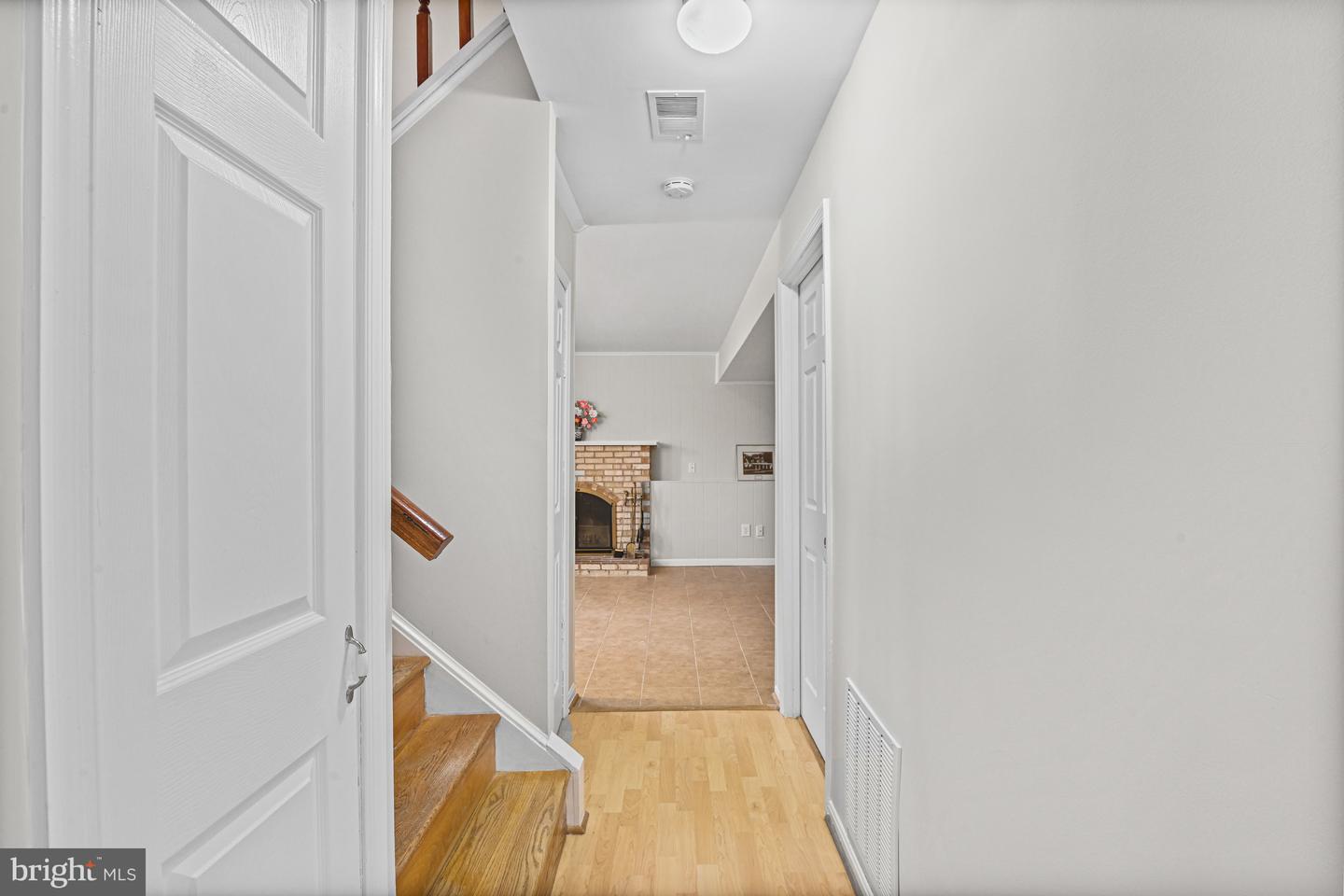 532 MERLINS LN, HERNDON, Virginia 20170, 4 Bedrooms Bedrooms, ,2 BathroomsBathrooms,Residential,For sale,532 MERLINS LN,VAFX2278518 MLS # VAFX2278518 532 MERLINS LN, HERNDON, Virginia 20170, 4 Bedrooms Bedrooms, ,2 BathroomsBathrooms,Residential,For sale,532 MERLINS LN,VAFX2278518 MLS # VAFX2278518