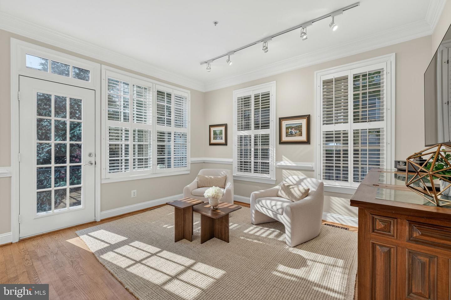 16 WHARF ST, ALEXANDRIA, Virginia 22314, 3 Bedrooms Bedrooms, ,3 BathroomsBathrooms,Residential,For sale,16 WHARF ST,VAAX2051832 MLS # VAAX2051832 16 WHARF ST, ALEXANDRIA, Virginia 22314, 3 Bedrooms Bedrooms, ,3 BathroomsBathrooms,Residential,For sale,16 WHARF ST,VAAX2051832 MLS # VAAX2051832