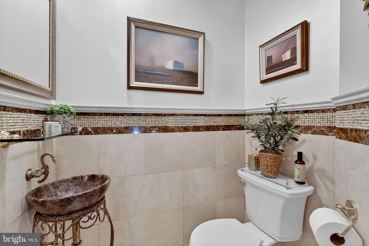 16 WHARF ST, ALEXANDRIA, Virginia 22314, 3 Bedrooms Bedrooms, ,3 BathroomsBathrooms,Residential,For sale,16 WHARF ST,VAAX2051832 MLS # VAAX2051832 16 WHARF ST, ALEXANDRIA, Virginia 22314, 3 Bedrooms Bedrooms, ,3 BathroomsBathrooms,Residential,For sale,16 WHARF ST,VAAX2051832 MLS # VAAX2051832