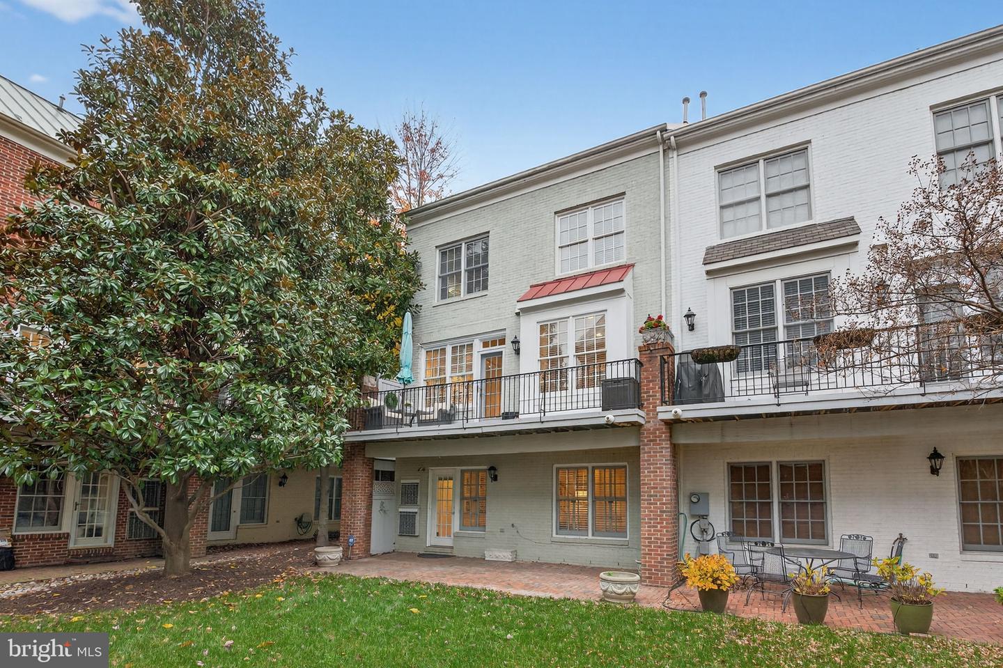 16 WHARF ST, ALEXANDRIA, Virginia 22314, 3 Bedrooms Bedrooms, ,3 BathroomsBathrooms,Residential,For sale,16 WHARF ST,VAAX2051832 MLS # VAAX2051832 16 WHARF ST, ALEXANDRIA, Virginia 22314, 3 Bedrooms Bedrooms, ,3 BathroomsBathrooms,Residential,For sale,16 WHARF ST,VAAX2051832 MLS # VAAX2051832