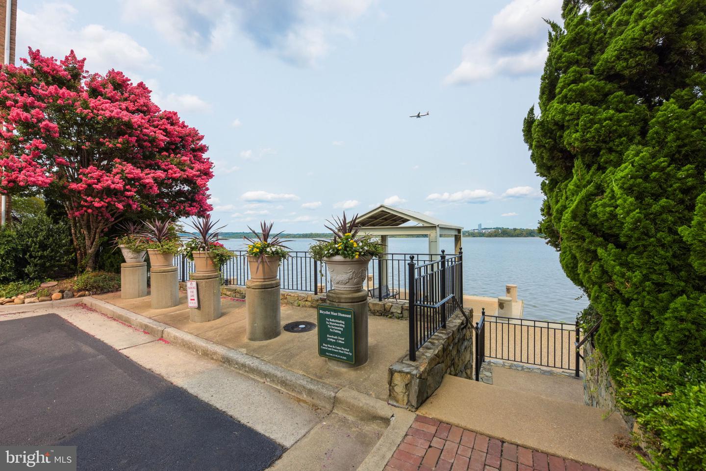 16 WHARF ST, ALEXANDRIA, Virginia 22314, 3 Bedrooms Bedrooms, ,3 BathroomsBathrooms,Residential,For sale,16 WHARF ST,VAAX2051832 MLS # VAAX2051832 16 WHARF ST, ALEXANDRIA, Virginia 22314, 3 Bedrooms Bedrooms, ,3 BathroomsBathrooms,Residential,For sale,16 WHARF ST,VAAX2051832 MLS # VAAX2051832