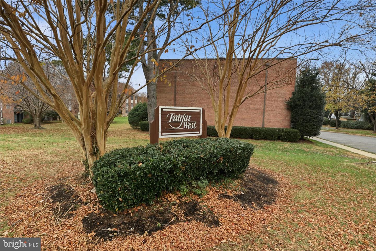 10721 WEST DR #302, FAIRFAX, Virginia 22030, 1 Bedroom Bedrooms, ,1 BathroomBathrooms,Residential,For sale,10721 WEST DR #302,VAFC2007500 MLS # VAFC2007500 10721 WEST DR #302, FAIRFAX, Virginia 22030, 1 Bedroom Bedrooms, ,1 BathroomBathrooms,Residential,For sale,10721 WEST DR #302,VAFC2007500 MLS # VAFC2007500