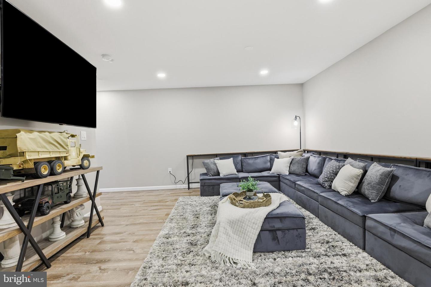 5467 QUAINT DR, WOODBRIDGE, Virginia 22193, 4 Bedrooms Bedrooms, ,3 BathroomsBathrooms,Residential,For sale,5467 QUAINT DR,VAPW2108004 MLS # VAPW2108004 5467 QUAINT DR, WOODBRIDGE, Virginia 22193, 4 Bedrooms Bedrooms, ,3 BathroomsBathrooms,Residential,For sale,5467 QUAINT DR,VAPW2108004 MLS # VAPW2108004