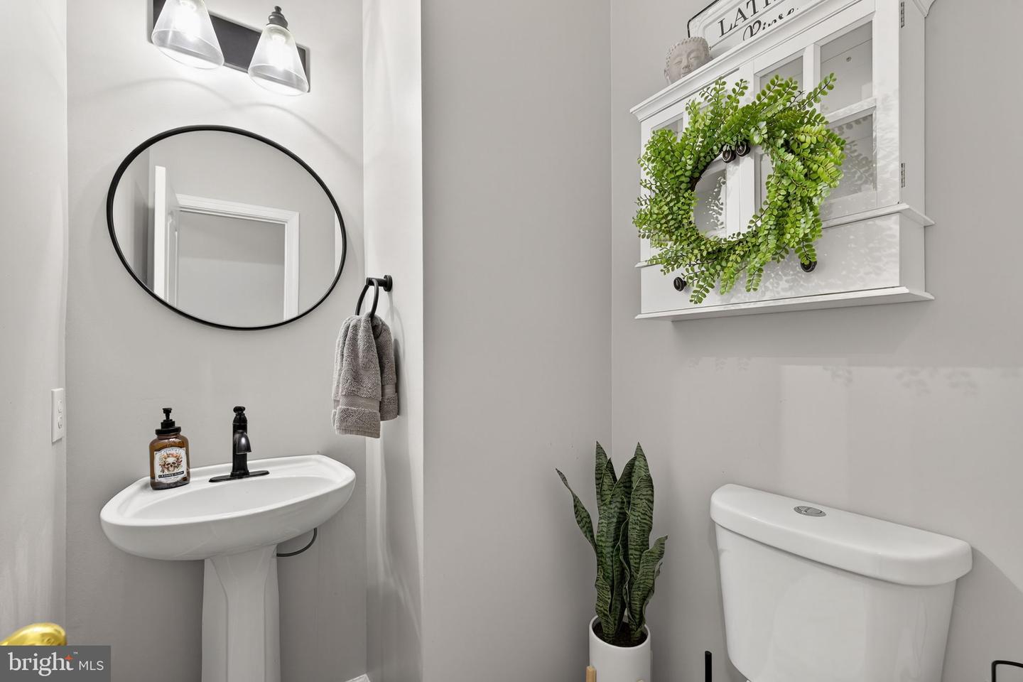 43279 RUSH RUN TER, ASHBURN, Virginia 20147, 3 Bedrooms Bedrooms, ,2 BathroomsBathrooms,Residential,For sale,43279 RUSH RUN TER,VALO2111178 MLS # VALO2111178 43279 RUSH RUN TER, ASHBURN, Virginia 20147, 3 Bedrooms Bedrooms, ,2 BathroomsBathrooms,Residential,For sale,43279 RUSH RUN TER,VALO2111178 MLS # VALO2111178