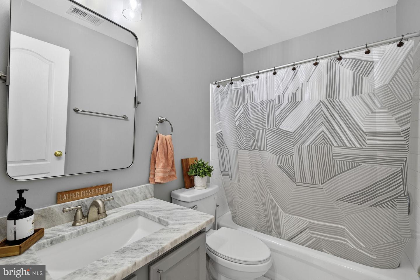 43279 RUSH RUN TER, ASHBURN, Virginia 20147, 3 Bedrooms Bedrooms, ,2 BathroomsBathrooms,Residential,For sale,43279 RUSH RUN TER,VALO2111178 MLS # VALO2111178 43279 RUSH RUN TER, ASHBURN, Virginia 20147, 3 Bedrooms Bedrooms, ,2 BathroomsBathrooms,Residential,For sale,43279 RUSH RUN TER,VALO2111178 MLS # VALO2111178