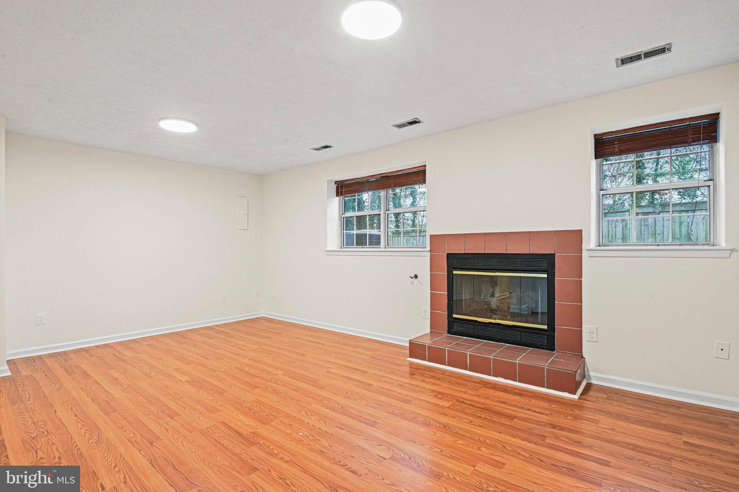 6167 STONEPATH CIR, CENTREVILLE, Virginia 20120, 3 Bedrooms Bedrooms, ,3 BathroomsBathrooms,Residential,For sale,6167 STONEPATH CIR,VAFX2279310 MLS # VAFX2279310