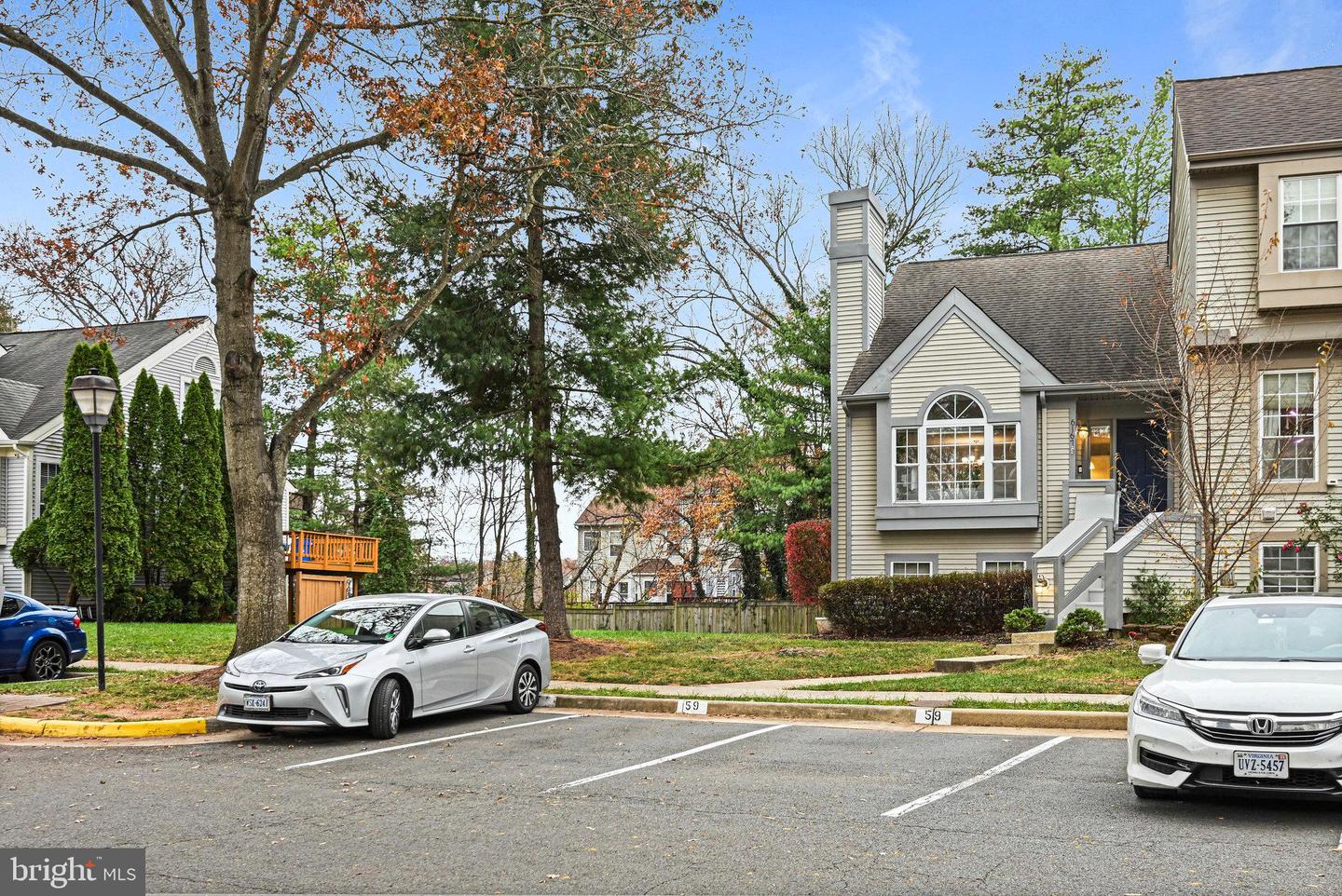 6167 STONEPATH CIR, CENTREVILLE, Virginia 20120, 3 Bedrooms Bedrooms, ,3 BathroomsBathrooms,Residential,For sale,6167 STONEPATH CIR,VAFX2279310 MLS # VAFX2279310