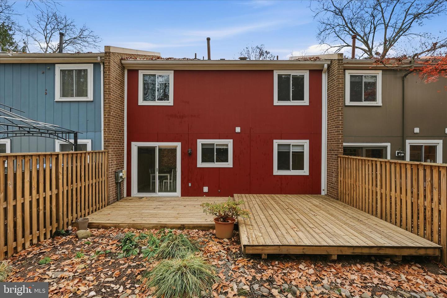 1432 GREENMONT CT, RESTON, Virginia 20190, 3 Bedrooms Bedrooms, ,2 BathroomsBathrooms,Residential,For sale,1432 GREENMONT CT,VAFX2279312 MLS # VAFX2279312 1432 GREENMONT CT, RESTON, Virginia 20190, 3 Bedrooms Bedrooms, ,2 BathroomsBathrooms,Residential,For sale,1432 GREENMONT CT,VAFX2279312 MLS # VAFX2279312