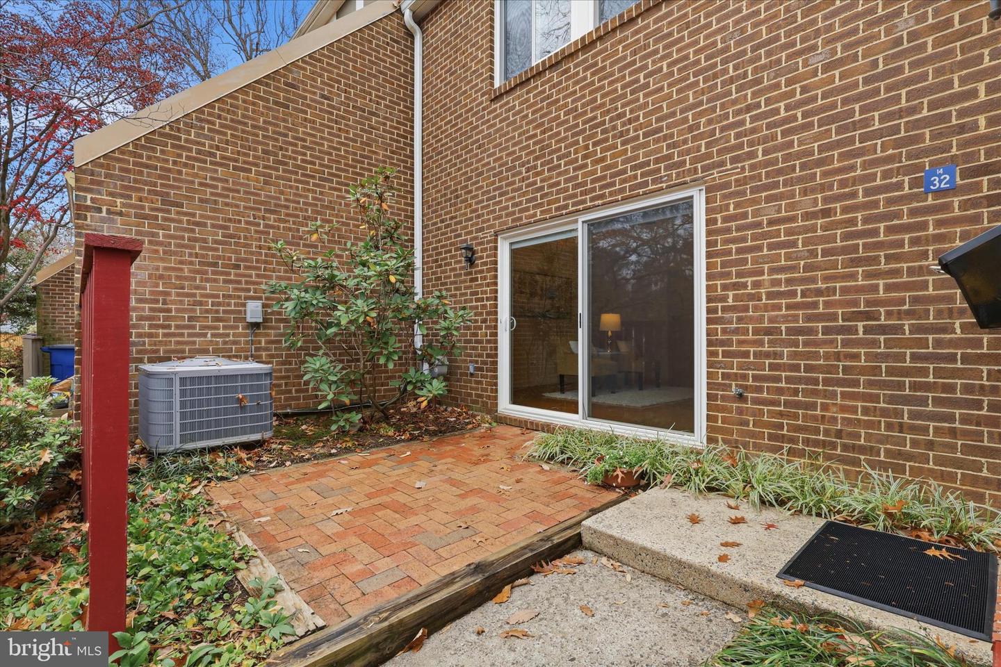 1432 GREENMONT CT, RESTON, Virginia 20190, 3 Bedrooms Bedrooms, ,2 BathroomsBathrooms,Residential,For sale,1432 GREENMONT CT,VAFX2279312 MLS # VAFX2279312 1432 GREENMONT CT, RESTON, Virginia 20190, 3 Bedrooms Bedrooms, ,2 BathroomsBathrooms,Residential,For sale,1432 GREENMONT CT,VAFX2279312 MLS # VAFX2279312