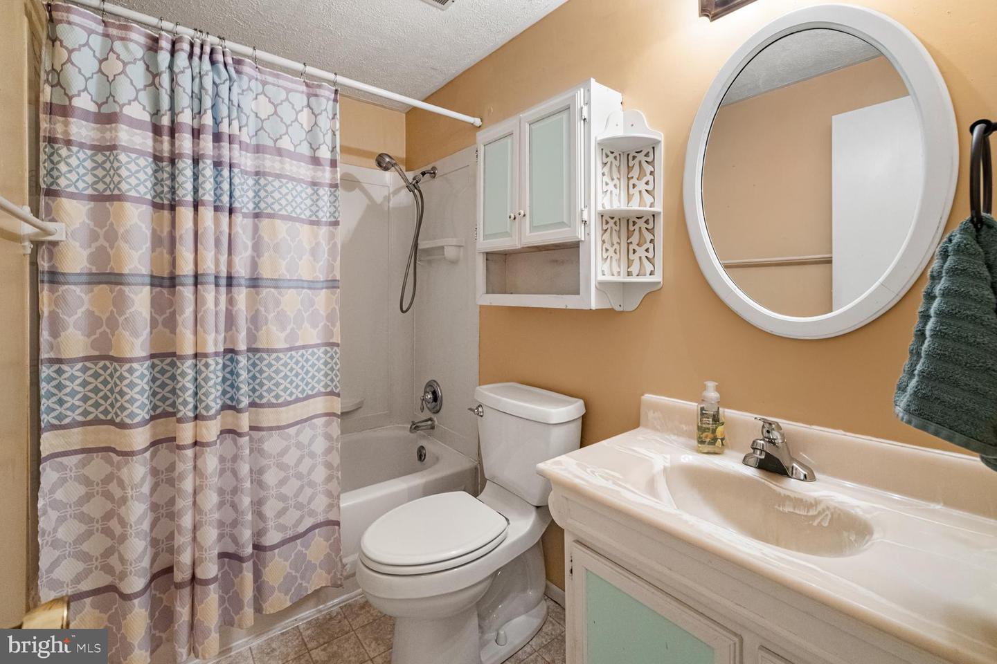 100 ORCHARD ST, EDINBURG, Virginia 22824, 3 Bedrooms Bedrooms, ,1 BathroomBathrooms,Residential,For sale,100 ORCHARD ST,VASH2013012 MLS # VASH2013012