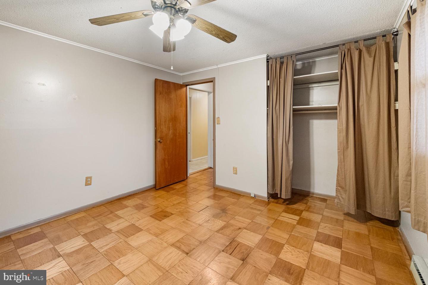 100 ORCHARD ST, EDINBURG, Virginia 22824, 3 Bedrooms Bedrooms, ,1 BathroomBathrooms,Residential,For sale,100 ORCHARD ST,VASH2013012 MLS # VASH2013012