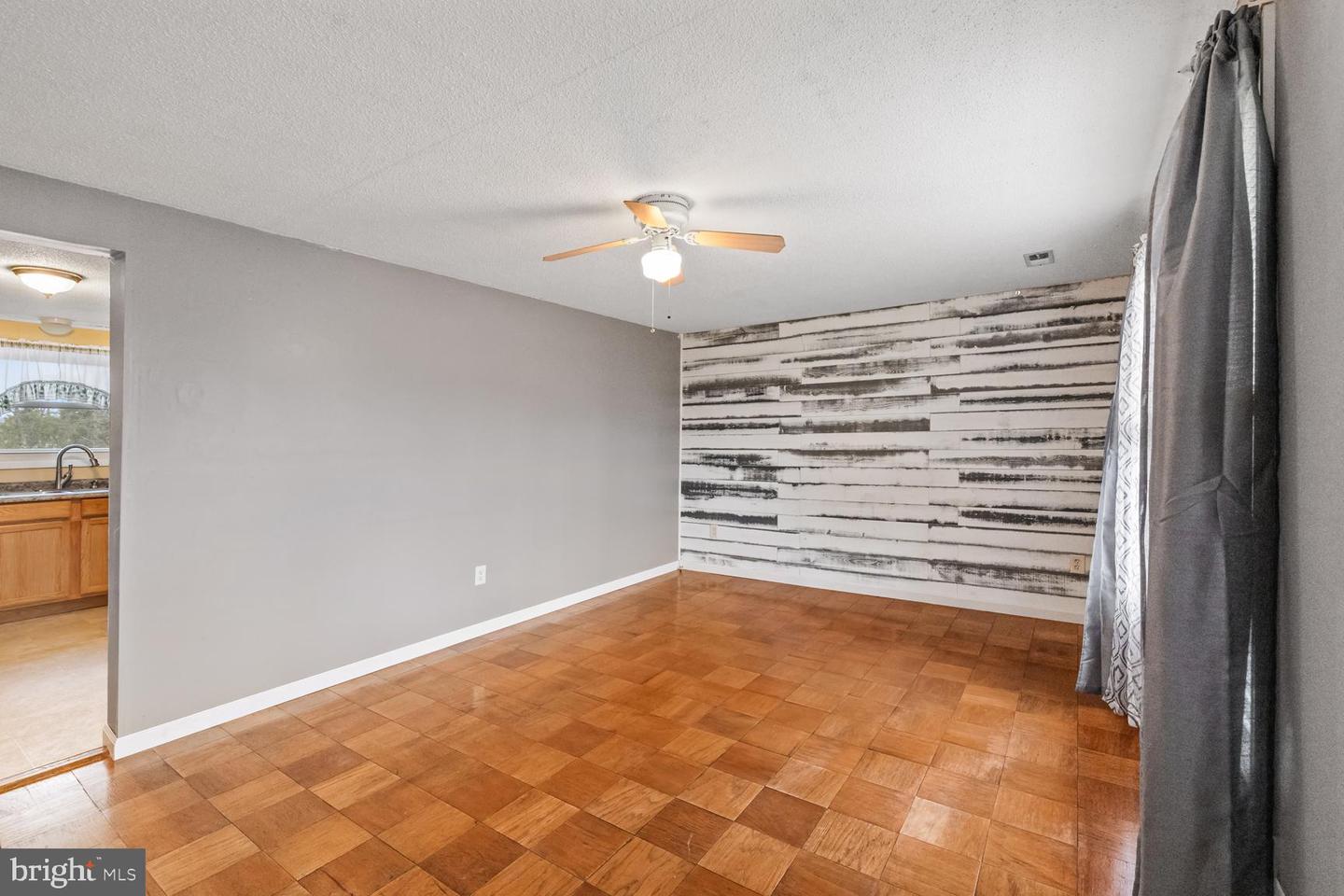 100 ORCHARD ST, EDINBURG, Virginia 22824, 3 Bedrooms Bedrooms, ,1 BathroomBathrooms,Residential,For sale,100 ORCHARD ST,VASH2013012 MLS # VASH2013012