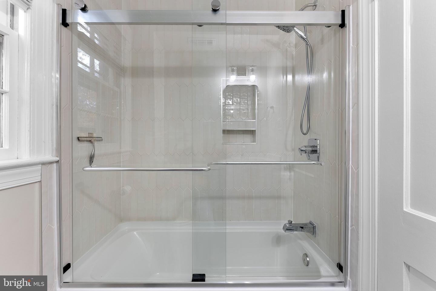 1400 S BARTON ST #425, ARLINGTON, Virginia 22204, 1 Bedroom Bedrooms, ,1 BathroomBathrooms,Residential,For sale,1400 S BARTON ST #425,VAAR2066084 MLS # VAAR2066084 1400 S BARTON ST #425, ARLINGTON, Virginia 22204, 1 Bedroom Bedrooms, ,1 BathroomBathrooms,Residential,For sale,1400 S BARTON ST #425,VAAR2066084 MLS # VAAR2066084