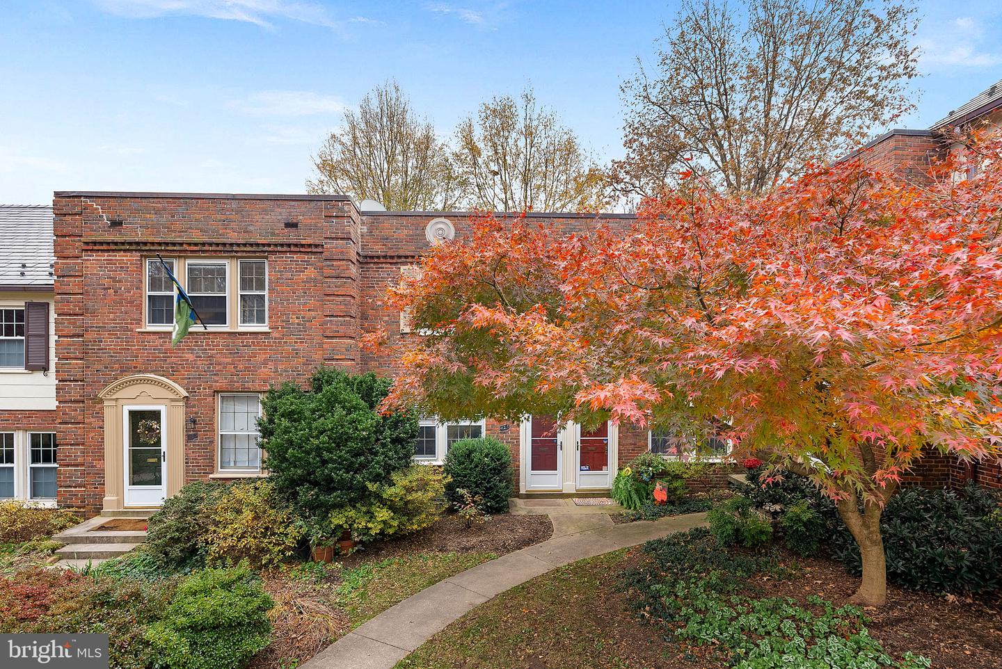 1400 S BARTON ST #425, ARLINGTON, Virginia 22204, 1 Bedroom Bedrooms, ,1 BathroomBathrooms,Residential,For sale,1400 S BARTON ST #425,VAAR2066084 MLS # VAAR2066084 1400 S BARTON ST #425, ARLINGTON, Virginia 22204, 1 Bedroom Bedrooms, ,1 BathroomBathrooms,Residential,For sale,1400 S BARTON ST #425,VAAR2066084 MLS # VAAR2066084