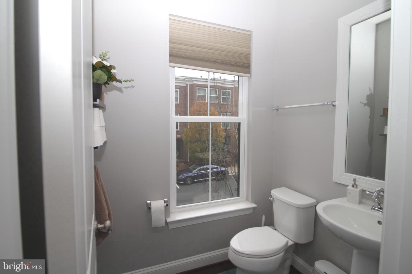 42239 RIGGINS RIDGE TER, BRAMBLETON, Virginia 20148, 4 Bedrooms Bedrooms, ,3 BathroomsBathrooms,Residential,For sale,42239 RIGGINS RIDGE TER,VALO2111226 MLS # VALO2111226 42239 RIGGINS RIDGE TER, BRAMBLETON, Virginia 20148, 4 Bedrooms Bedrooms, ,3 BathroomsBathrooms,Residential,For sale,42239 RIGGINS RIDGE TER,VALO2111226 MLS # VALO2111226