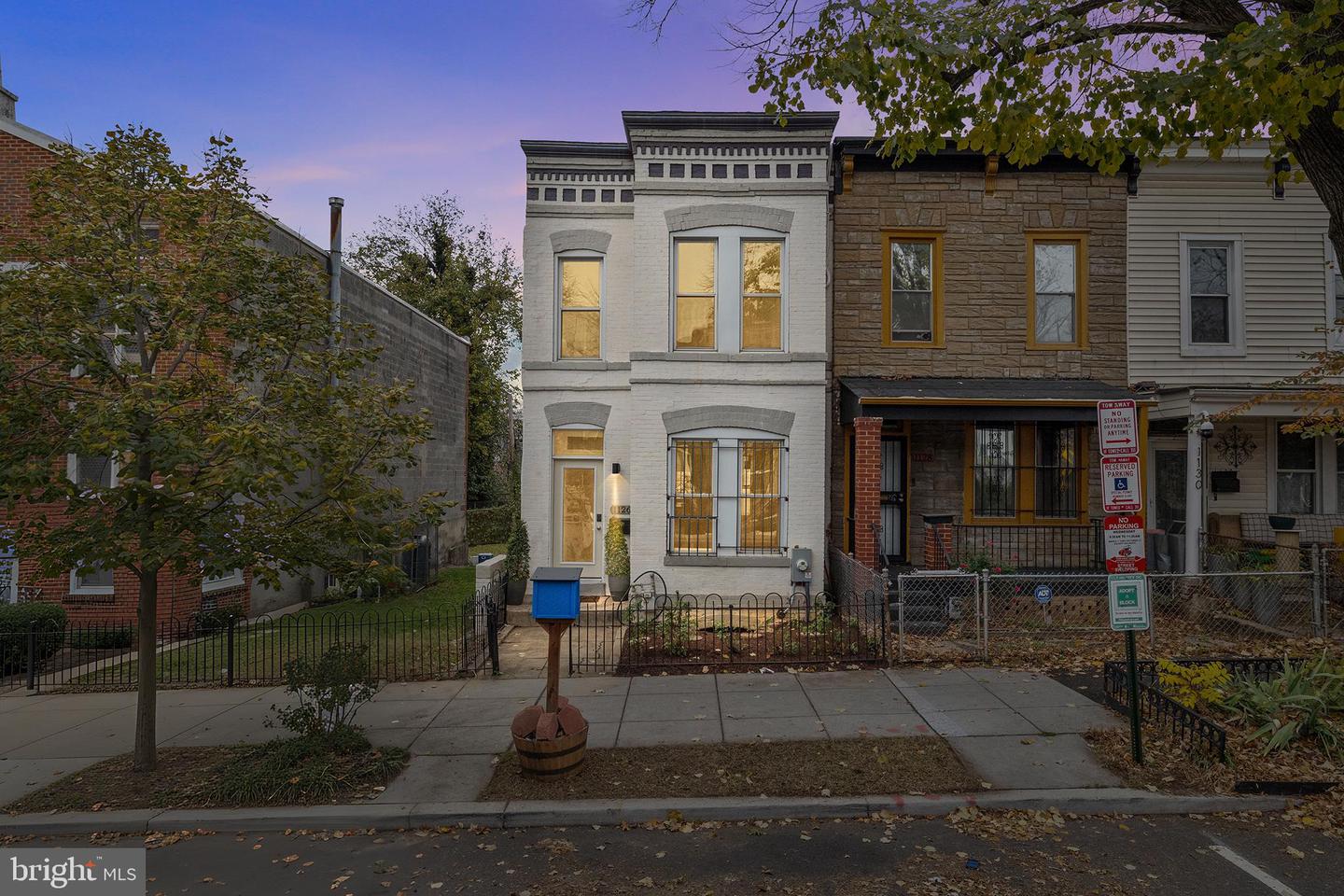 1126 MONTELLO AVE NE, WASHINGTON, District Of Columbia 20002, 3 Bedrooms Bedrooms, ,1 BathroomBathrooms,Residential,For sale,1126 MONTELLO AVE NE,DCDC2232126 MLS # DCDC2232126 1126 MONTELLO AVE NE, WASHINGTON, District Of Columbia 20002, 3 Bedrooms Bedrooms, ,1 BathroomBathrooms,Residential,For sale,1126 MONTELLO AVE NE,DCDC2232126 MLS # DCDC2232126