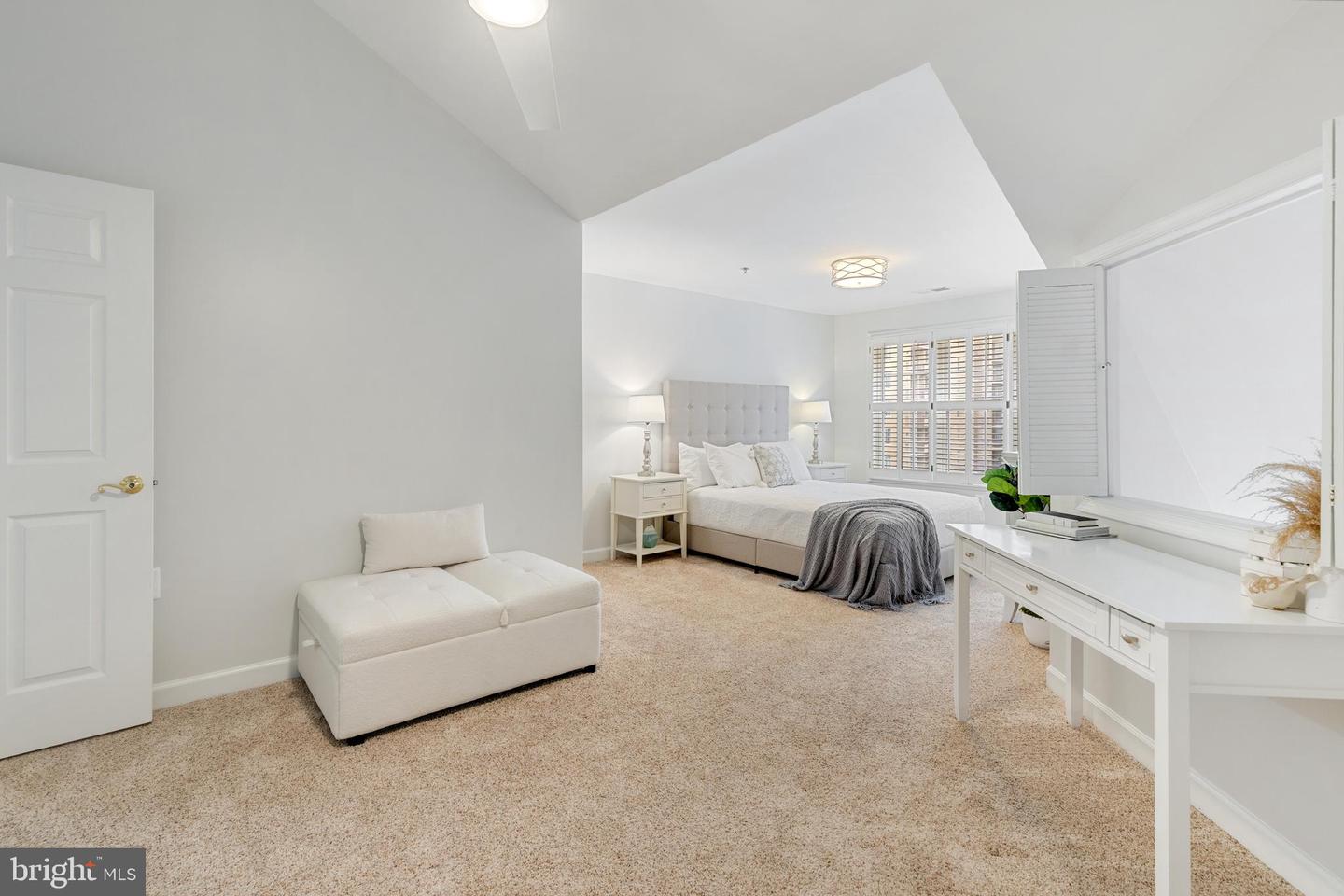 1320 N WAYNE ST #408, ARLINGTON, Virginia 22201, 3 Bedrooms Bedrooms, ,2 BathroomsBathrooms,Residential,For sale,1320 N WAYNE ST #408,VAAR2066102 MLS # VAAR2066102 1320 N WAYNE ST #408, ARLINGTON, Virginia 22201, 3 Bedrooms Bedrooms, ,2 BathroomsBathrooms,Residential,For sale,1320 N WAYNE ST #408,VAAR2066102 MLS # VAAR2066102