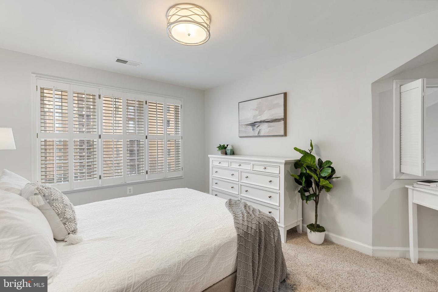 1320 N WAYNE ST #408, ARLINGTON, Virginia 22201, 3 Bedrooms Bedrooms, ,2 BathroomsBathrooms,Residential,For sale,1320 N WAYNE ST #408,VAAR2066102 MLS # VAAR2066102 1320 N WAYNE ST #408, ARLINGTON, Virginia 22201, 3 Bedrooms Bedrooms, ,2 BathroomsBathrooms,Residential,For sale,1320 N WAYNE ST #408,VAAR2066102 MLS # VAAR2066102