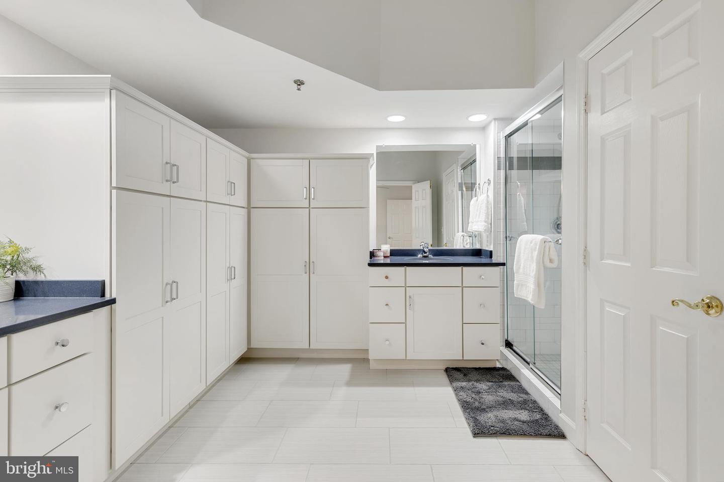 1320 N WAYNE ST #408, ARLINGTON, Virginia 22201, 3 Bedrooms Bedrooms, ,2 BathroomsBathrooms,Residential,For sale,1320 N WAYNE ST #408,VAAR2066102 MLS # VAAR2066102 1320 N WAYNE ST #408, ARLINGTON, Virginia 22201, 3 Bedrooms Bedrooms, ,2 BathroomsBathrooms,Residential,For sale,1320 N WAYNE ST #408,VAAR2066102 MLS # VAAR2066102