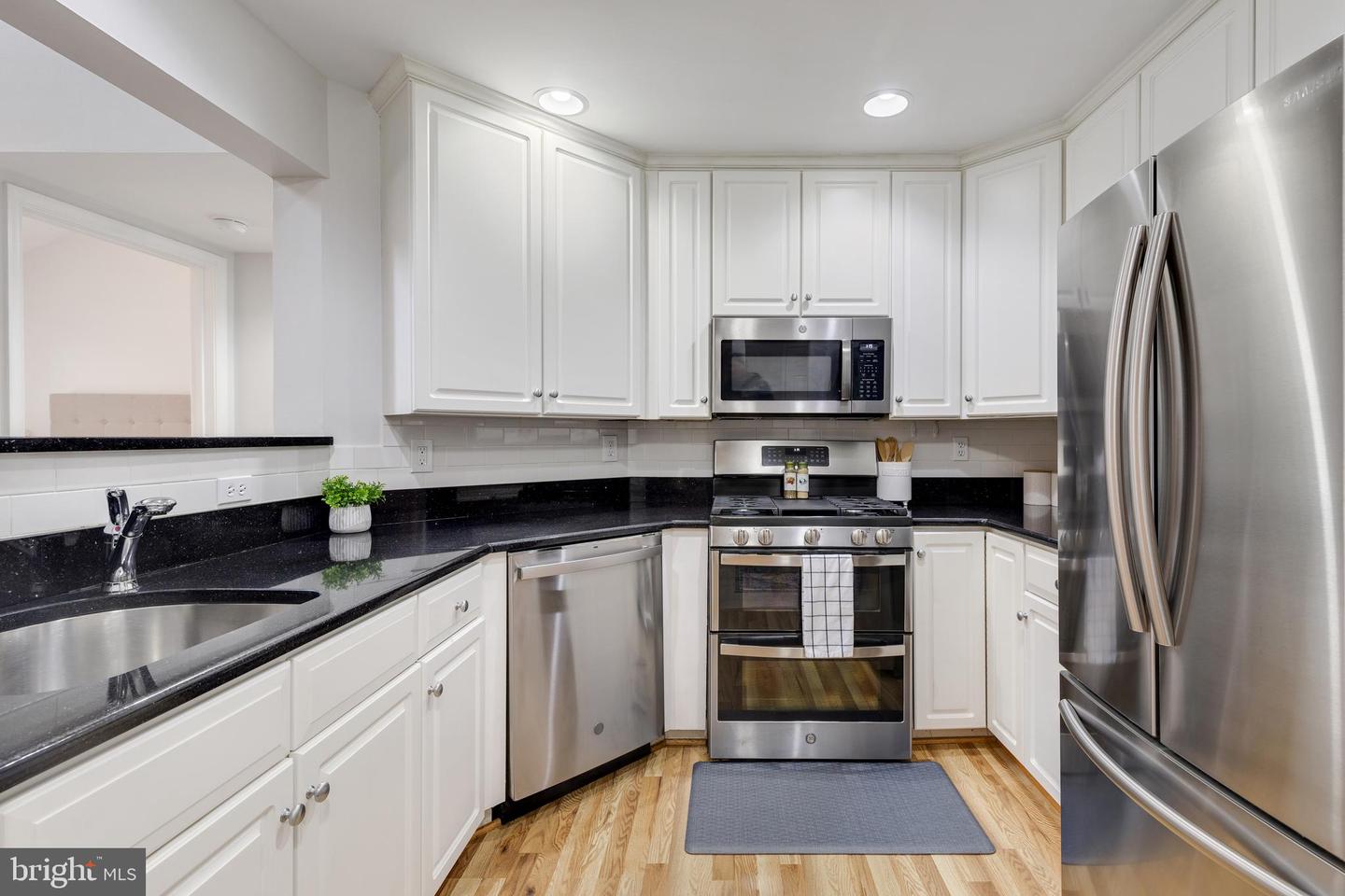 1320 N WAYNE ST #408, ARLINGTON, Virginia 22201, 3 Bedrooms Bedrooms, ,2 BathroomsBathrooms,Residential,For sale,1320 N WAYNE ST #408,VAAR2066102 MLS # VAAR2066102 1320 N WAYNE ST #408, ARLINGTON, Virginia 22201, 3 Bedrooms Bedrooms, ,2 BathroomsBathrooms,Residential,For sale,1320 N WAYNE ST #408,VAAR2066102 MLS # VAAR2066102