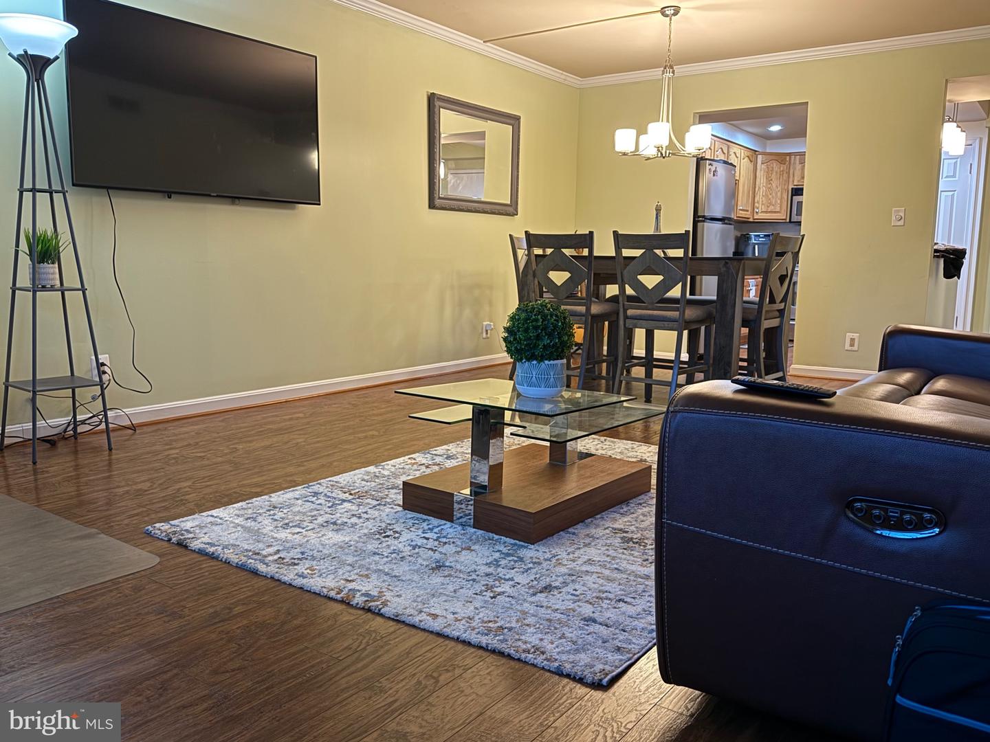 7640 TREMAYNE PL #112, MCLEAN, Virginia 22102, 1 Bedroom Bedrooms, 2 Rooms Rooms,1 BathroomBathrooms,Residential,For sale,7640 TREMAYNE PL #112,VAFX2279504 MLS # VAFX2279504