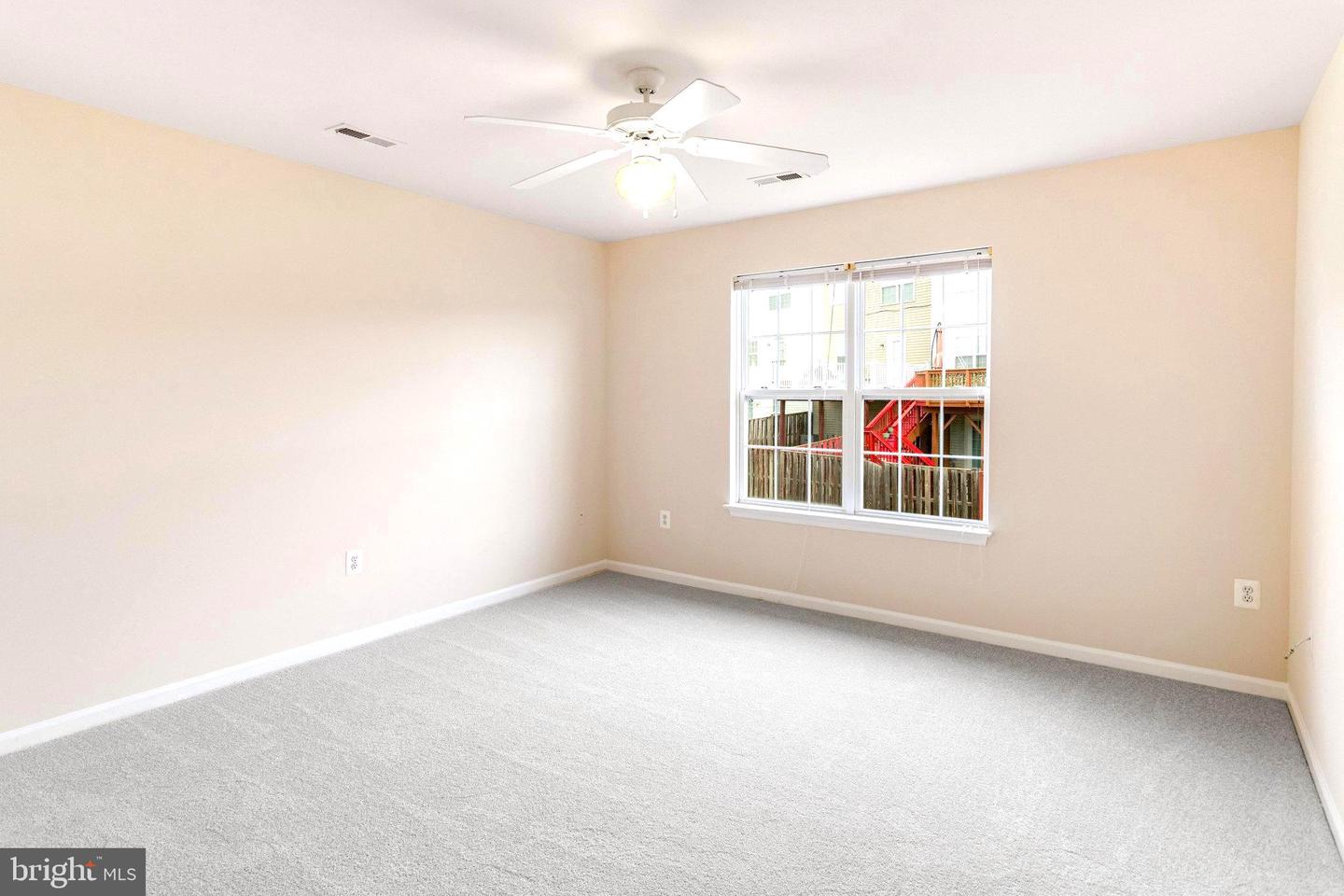 308 INDEPENDENCE DR, STAFFORD, Virginia 22554, 3 Bedrooms Bedrooms, ,2 BathroomsBathrooms,Residential,For sale,308 INDEPENDENCE DR,VAST2044298 MLS # VAST2044298