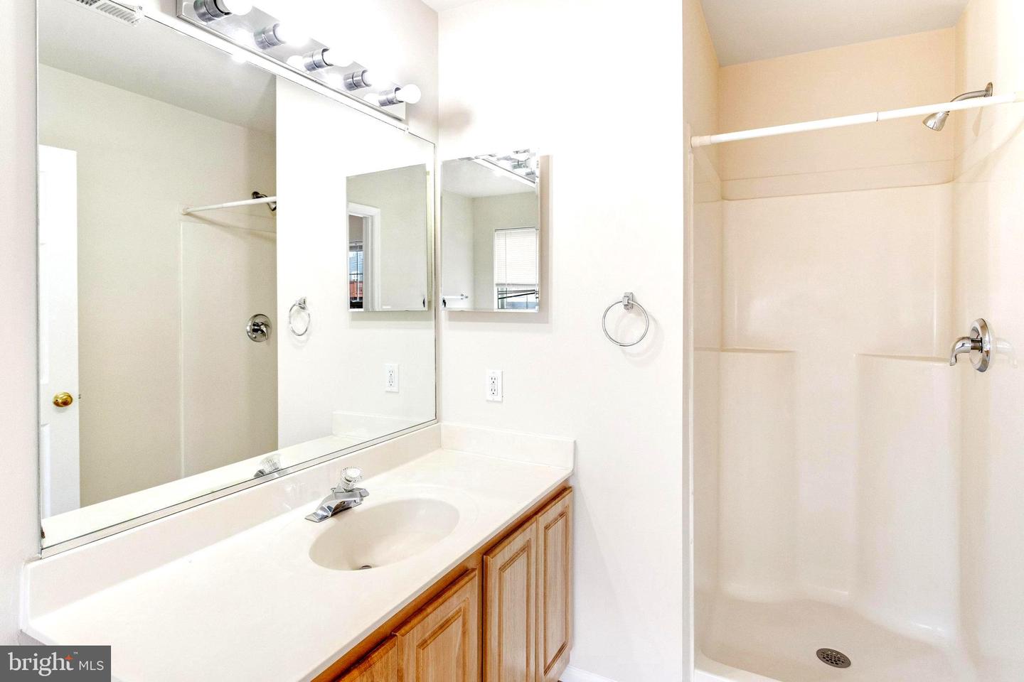 308 INDEPENDENCE DR, STAFFORD, Virginia 22554, 3 Bedrooms Bedrooms, ,2 BathroomsBathrooms,Residential,For sale,308 INDEPENDENCE DR,VAST2044298 MLS # VAST2044298