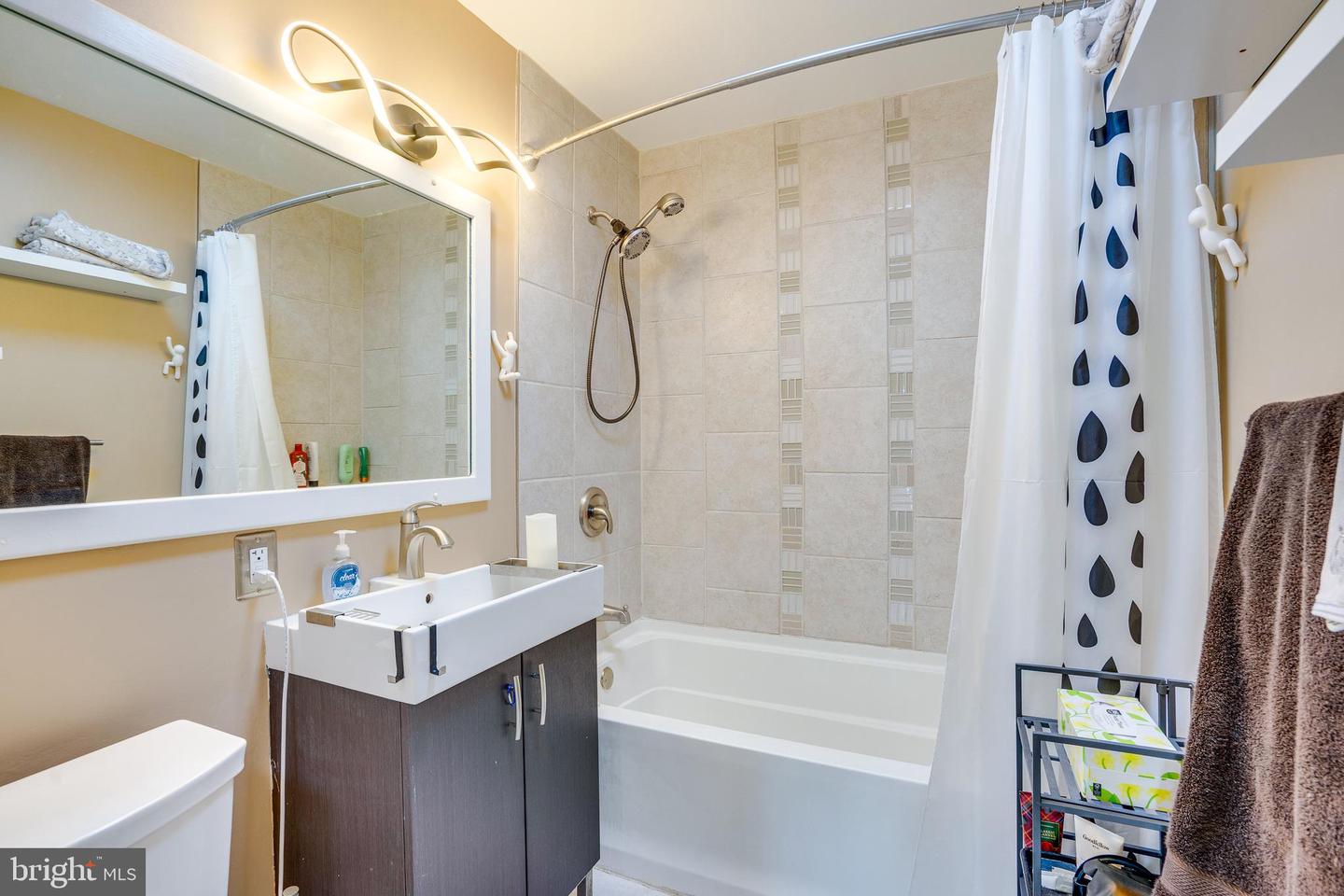 1640 WAINWRIGHT DR, RESTON, Virginia 20190, 4 Bedrooms Bedrooms, ,3 BathroomsBathrooms,Residential,For sale,1640 WAINWRIGHT DR,VAFX2279574 MLS # VAFX2279574