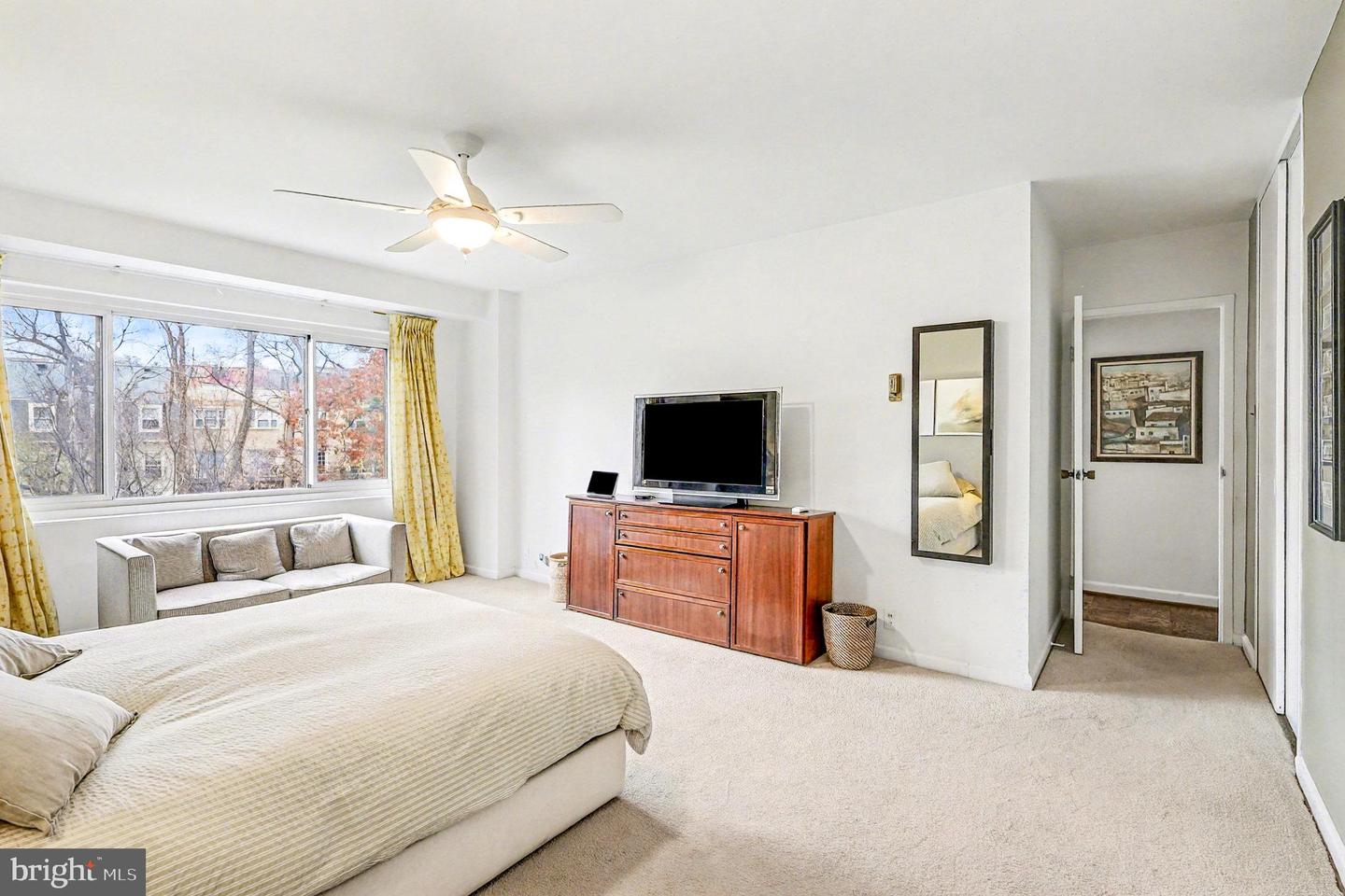 4201 CATHEDRAL AVE NW #801W, WASHINGTON, District Of Columbia 20016, 2 Bedrooms Bedrooms, ,2 BathroomsBathrooms,Residential,For sale,4201 CATHEDRAL AVE NW #801W,DCDC2232282 MLS # DCDC2232282 4201 CATHEDRAL AVE NW #801W, WASHINGTON, District Of Columbia 20016, 2 Bedrooms Bedrooms, ,2 BathroomsBathrooms,Residential,For sale,4201 CATHEDRAL AVE NW #801W,DCDC2232282 MLS # DCDC2232282