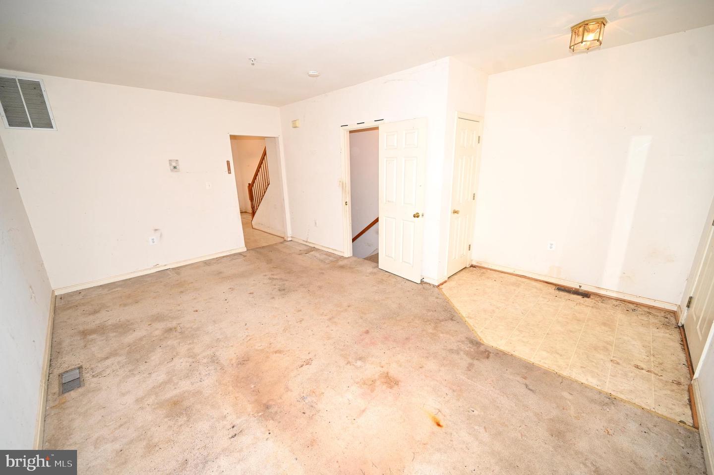 1841 TUBMAN RD SE, WASHINGTON, District Of Columbia 20020, 2 Bedrooms Bedrooms, 6 Rooms Rooms,1 BathroomBathrooms,Residential,For sale,1841 TUBMAN RD SE,DCDC2232304 MLS # DCDC2232304