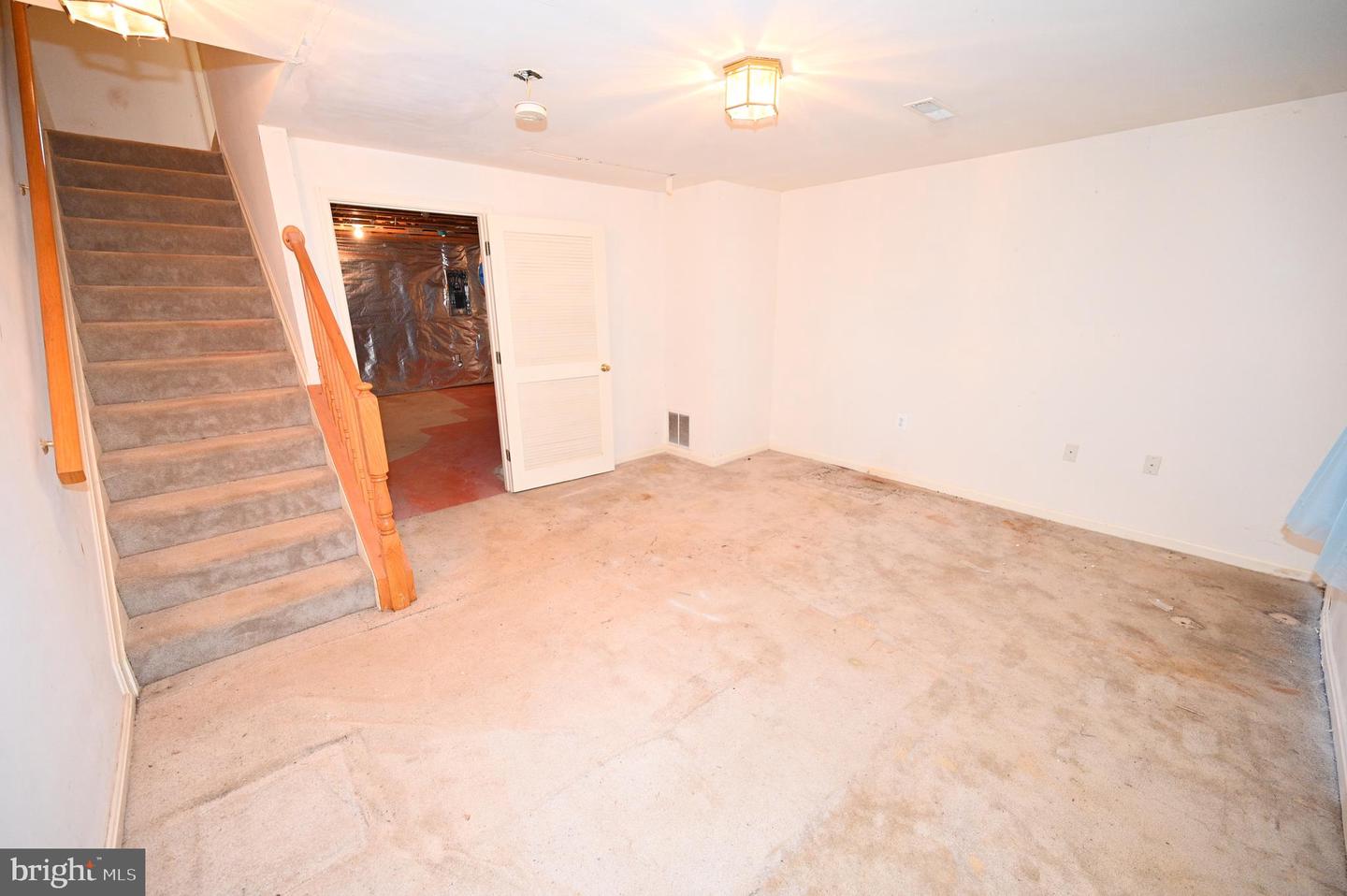 1841 TUBMAN RD SE, WASHINGTON, District Of Columbia 20020, 2 Bedrooms Bedrooms, 6 Rooms Rooms,1 BathroomBathrooms,Residential,For sale,1841 TUBMAN RD SE,DCDC2232304 MLS # DCDC2232304