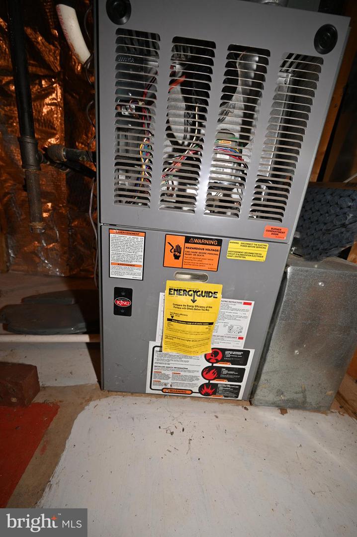 1841 TUBMAN RD SE, WASHINGTON, District Of Columbia 20020, 2 Bedrooms Bedrooms, 6 Rooms Rooms,1 BathroomBathrooms,Residential,For sale,1841 TUBMAN RD SE,DCDC2232304 MLS # DCDC2232304