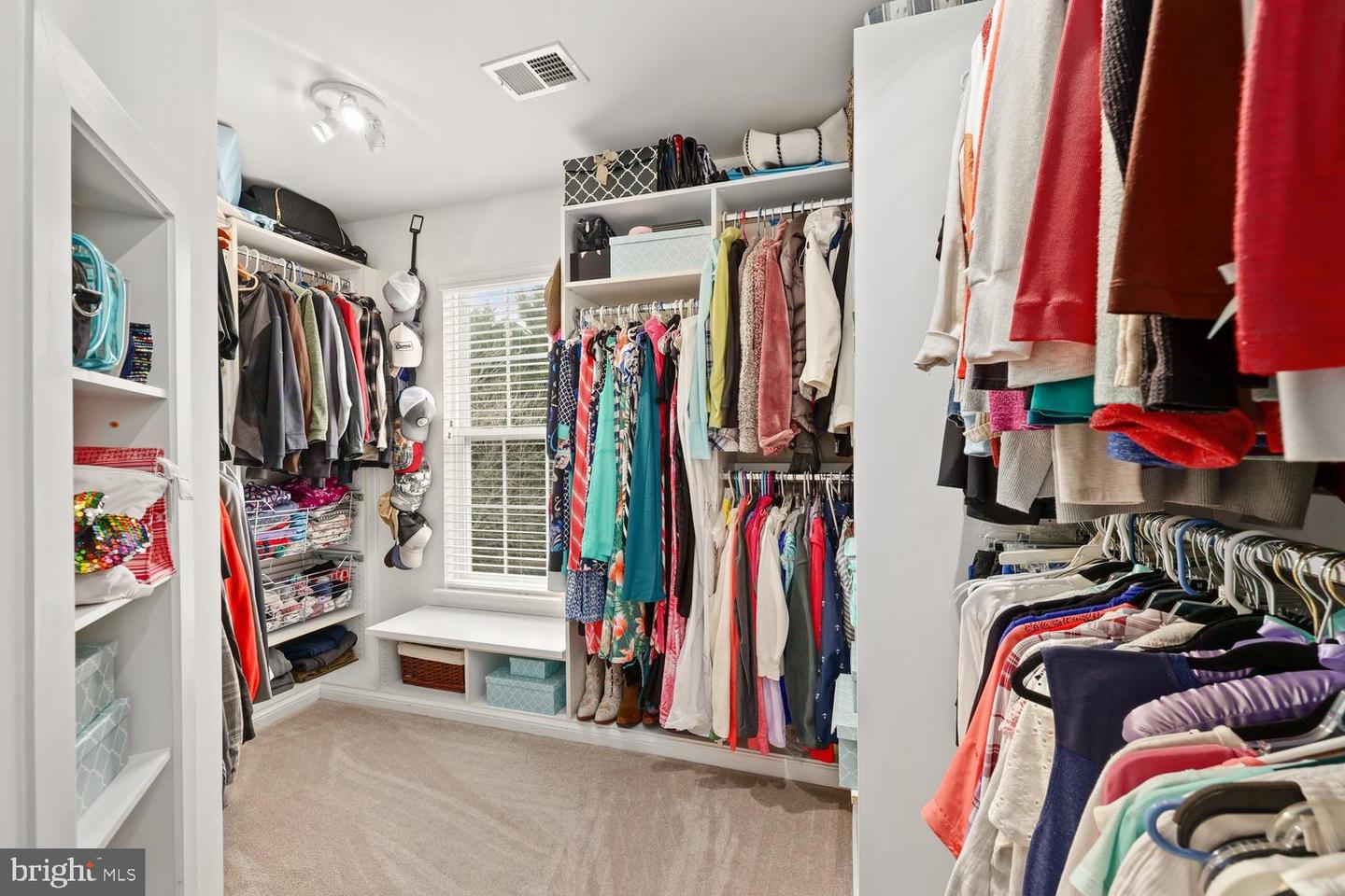 7182 EVAN CT, WARRENTON, Virginia 20187, 5 Bedrooms Bedrooms, ,3 BathroomsBathrooms,Residential,For sale,7182 EVAN CT,VAFQ2019706 MLS # VAFQ2019706 7182 EVAN CT, WARRENTON, Virginia 20187, 5 Bedrooms Bedrooms, ,3 BathroomsBathrooms,Residential,For sale,7182 EVAN CT,VAFQ2019706 MLS # VAFQ2019706