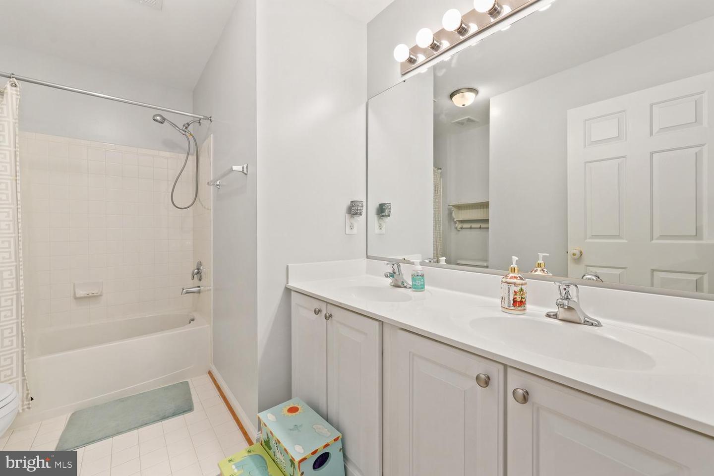 7182 EVAN CT, WARRENTON, Virginia 20187, 5 Bedrooms Bedrooms, ,3 BathroomsBathrooms,Residential,For sale,7182 EVAN CT,VAFQ2019706 MLS # VAFQ2019706 7182 EVAN CT, WARRENTON, Virginia 20187, 5 Bedrooms Bedrooms, ,3 BathroomsBathrooms,Residential,For sale,7182 EVAN CT,VAFQ2019706 MLS # VAFQ2019706